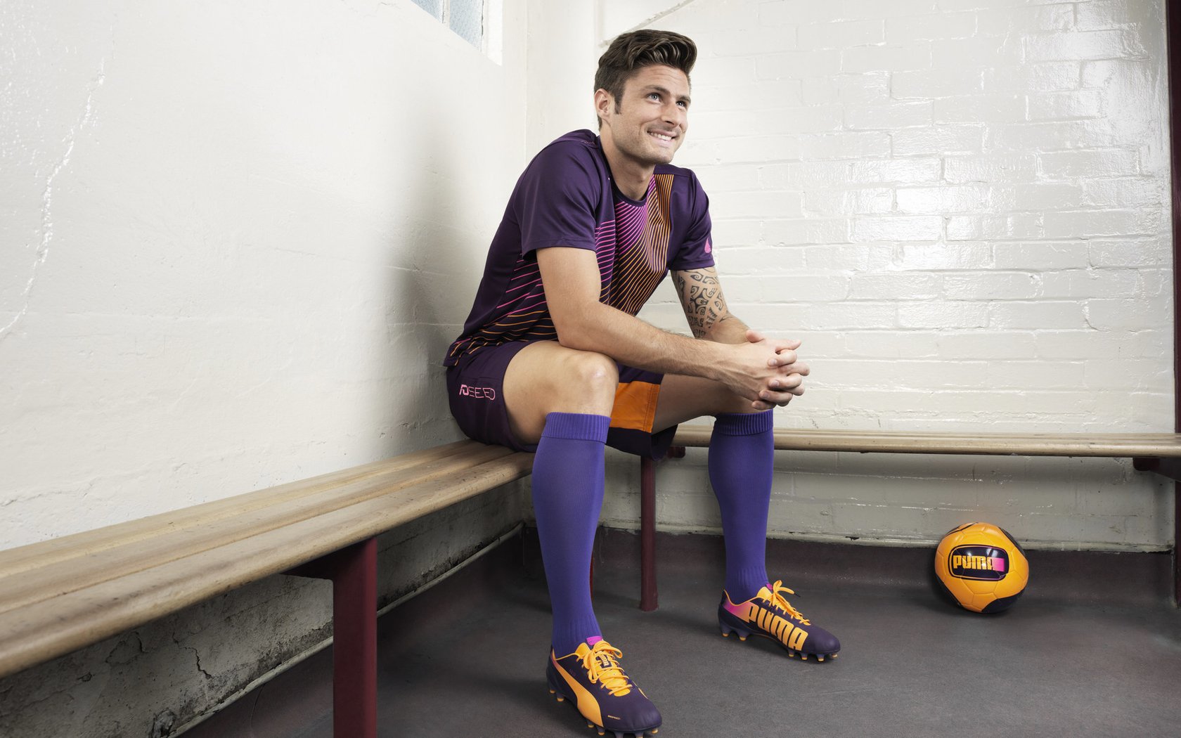 _老将表现稳定，奇才队士气高涨_，奇才队现任老板